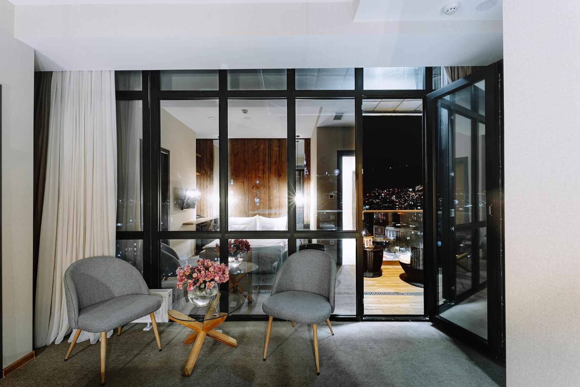 Hotel Sky Station Tbilisi Zewnętrze zdjęcie