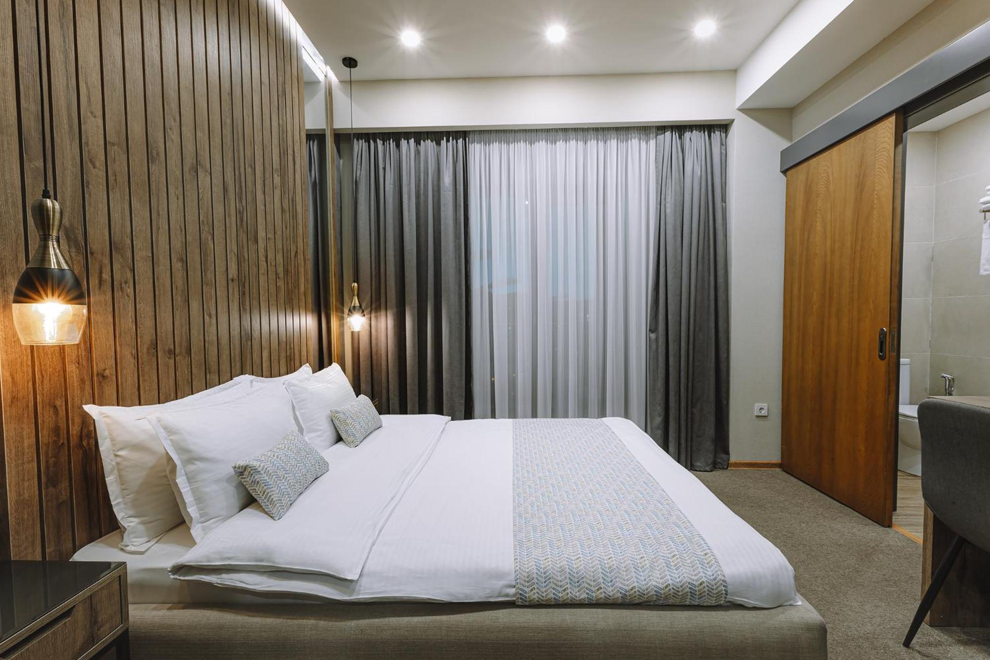 Hotel Sky Station Tbilisi Zewnętrze zdjęcie